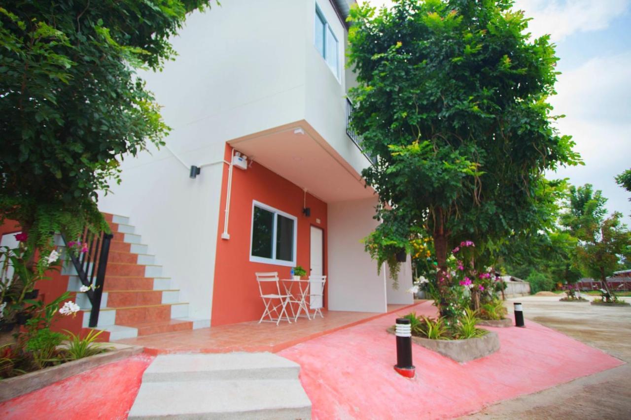 Pantip Boutique Hotel Lamphun Eksteriør billede